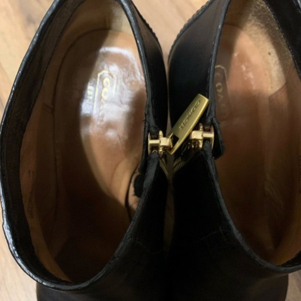 Coach | Hattie Leather Ankle Booties - Picture 5 of 10